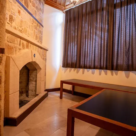 بيت ضيافة بنسون باجوس أنطاليا